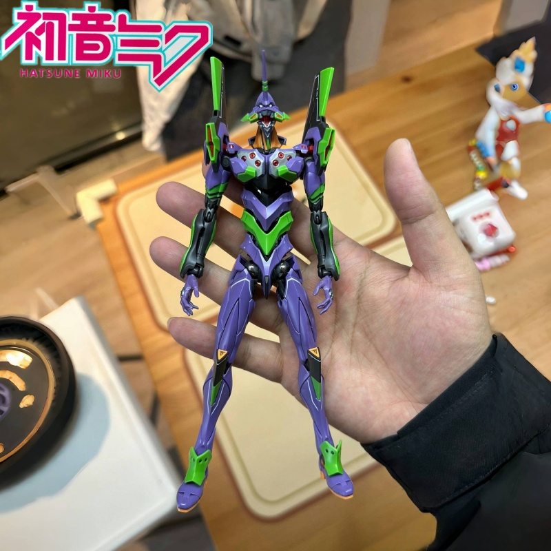 Model Kit Keroro - Лидер продаж, Rg модель Ева 1:144,