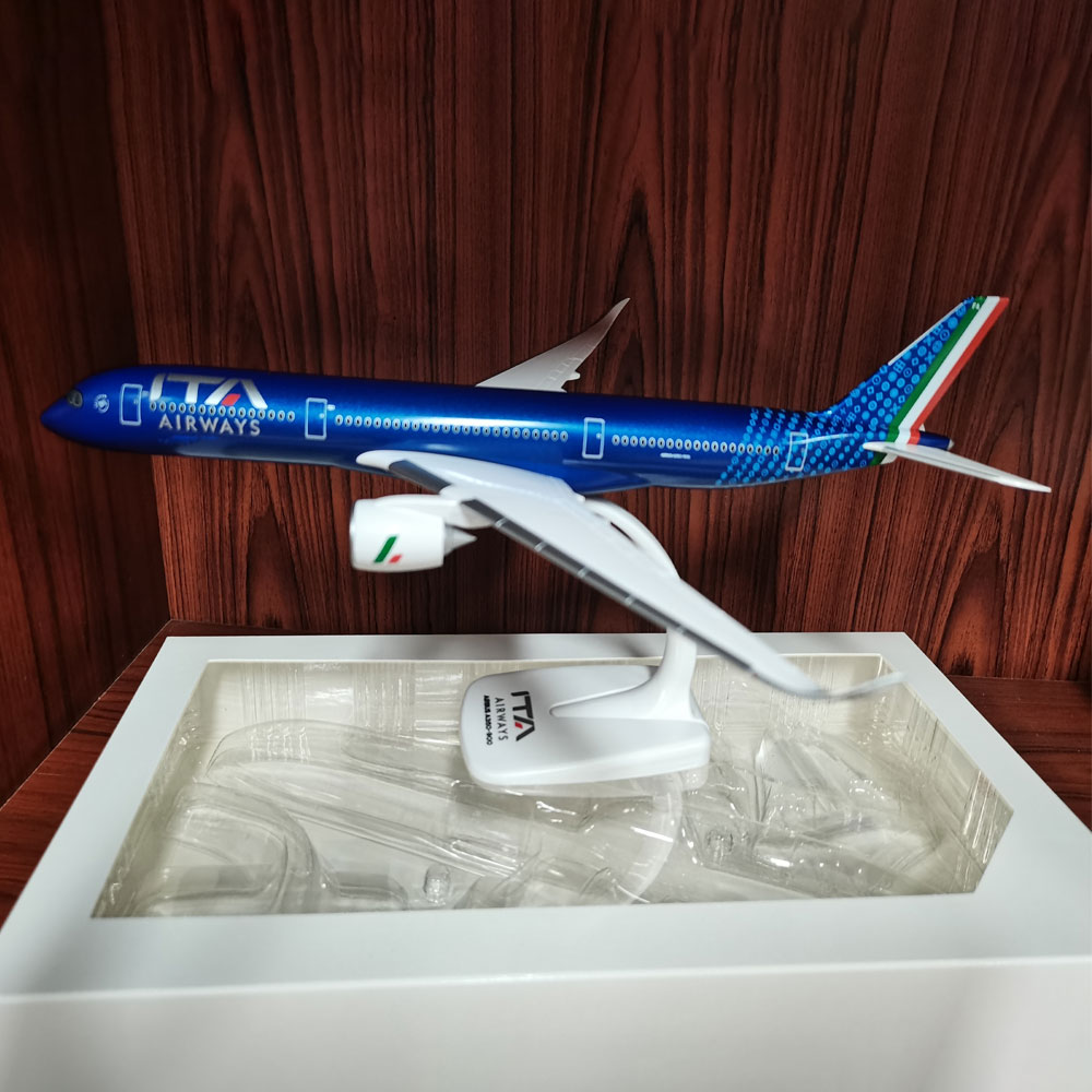 Игрушечные самолеты из АБС-пла – обзор и цена Model Kit Italeri